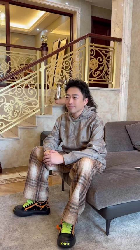 于正变成这样是不是有想追的人了？