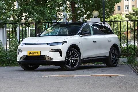 家庭主妇买车，这两款车怎么样？零跑C11和深蓝S07对比分析