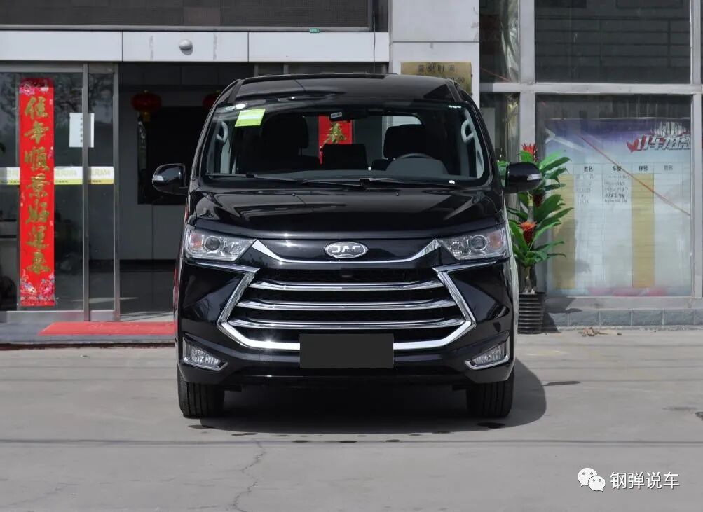实话实说,MPV选这三款就行,动力强油耗低,安静还舒适