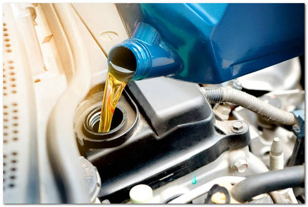 统一经典润滑油：换个机油要多少钱，机油半年必须换吗