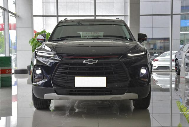 22万豪华中大型SUV横空出世！2.0T+四驱+8AT，配置比同级狠太多