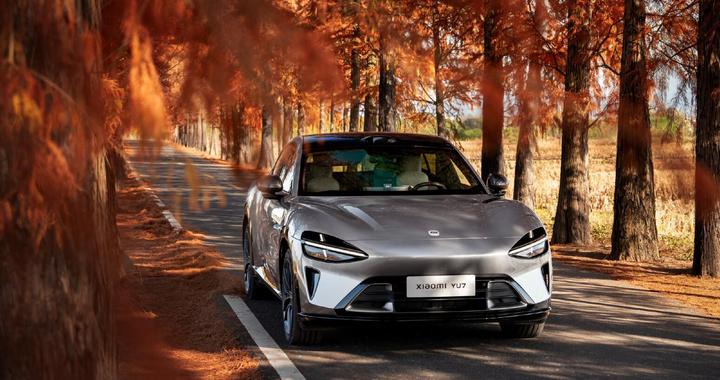 中大型SUV市场“神仙打架” 2025年12月销量榜 6款销量过万 钛7第二