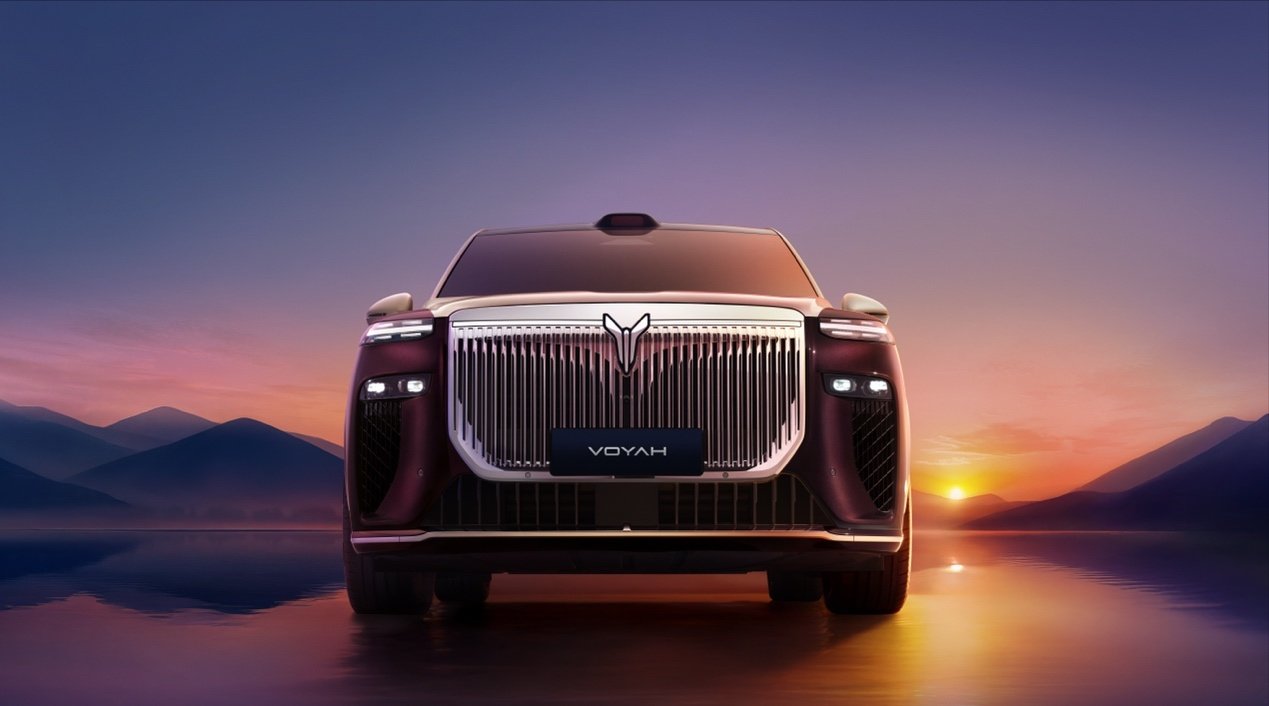 800V高压平台落地混动 岚图汽车的技术升维与市场野望