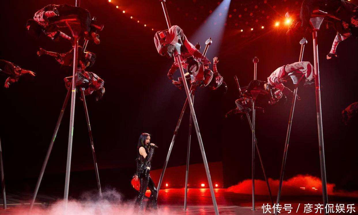 蔡依林巡演遭举报！团队硬核维权后，艺术的边界引发热议_舞台_演出_斯利亚