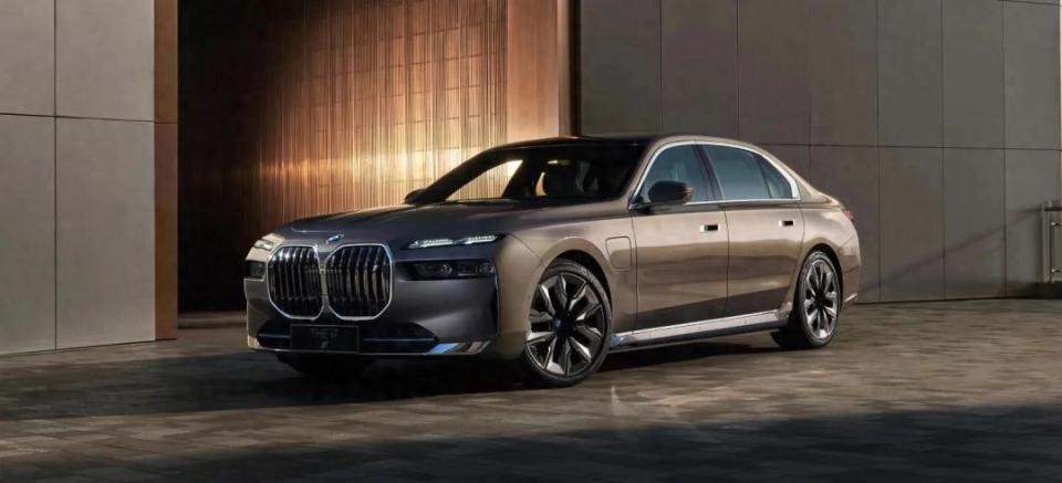 2026年车市“价格战”再起,宝马、悦达起亚、长安马自达率先出招