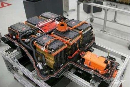 动力电池的使用寿命跟充电次数有没有关系？一起来看