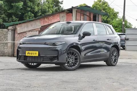 2026款零跑 C10全维升级，15 万级新能源 SUV ，这款车凭啥脱颖而出