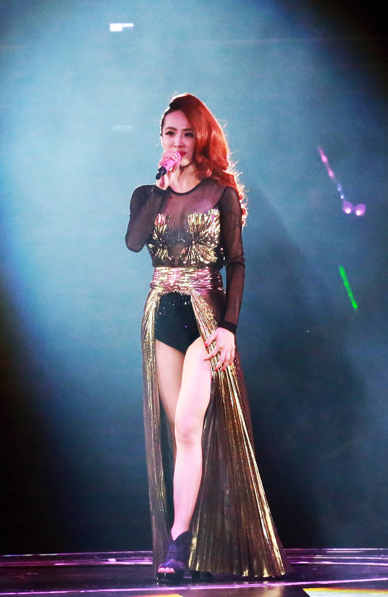 蔡依林亏3.4亿办演唱会？9亿舞台背后的艺术执着