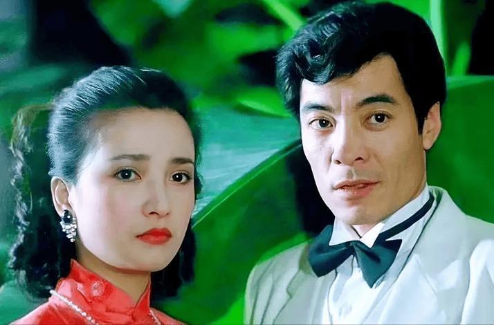 “初代硬汉”刘威：与何晴擦肩而过、拒娶杨若兮，年近70依旧滋润