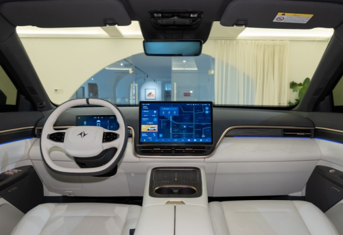 趋势研判:2025家庭购车新导向 优质座舱与灵活大空间引领的六座SUV标杆车型解析