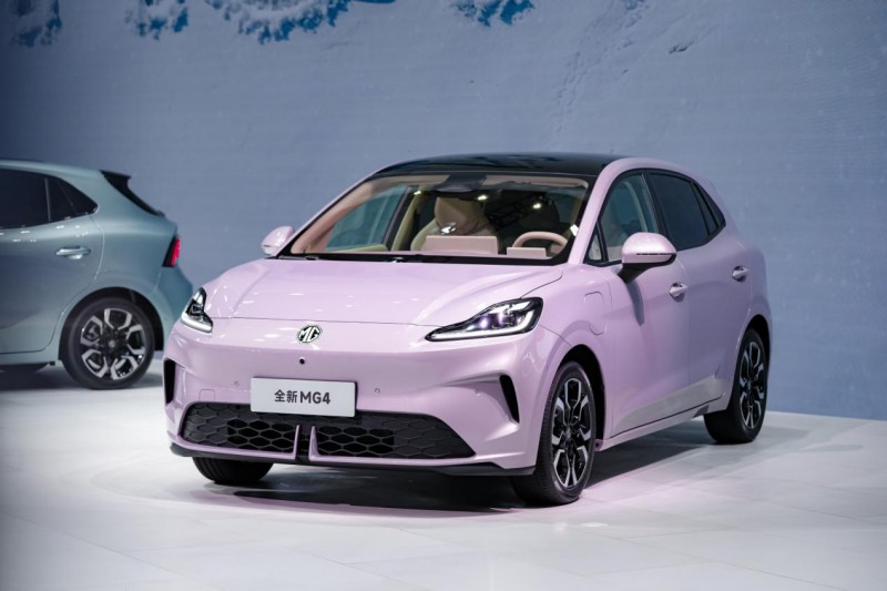 全球首款量产半固态电池车型交付！MG4安芯版重塑纯电安全新基准