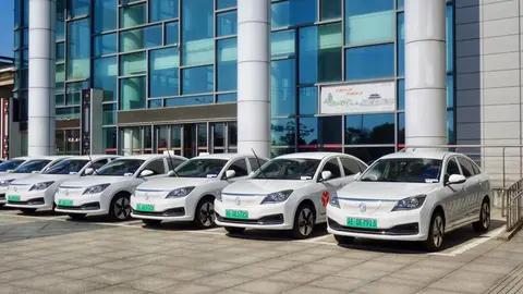 初中毕业生学新能源车维修好还是学燃油车维修好