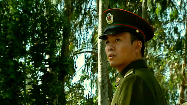 士兵突击退伍场面引战友共鸣