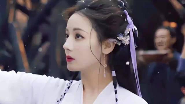 迪丽热巴新剧《慕胥辞》3月上线，跨物种恋爱设定引关注