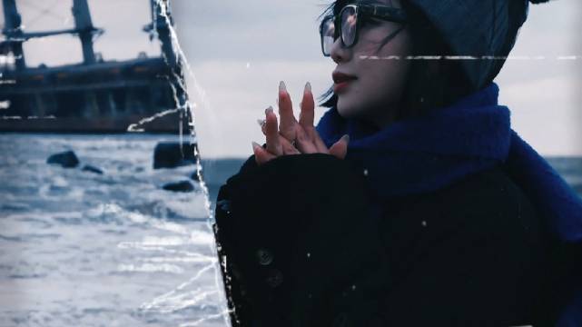 海的另一端，镜的另一面