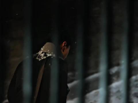 张子枫赵又廷新剧演绎寒冬孤独者相互陪伴