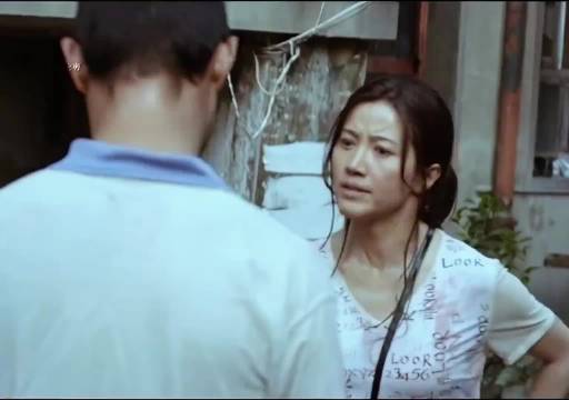 以“李宝莉”的视角打开《万箭穿心》感受她被嫌弃的前半生