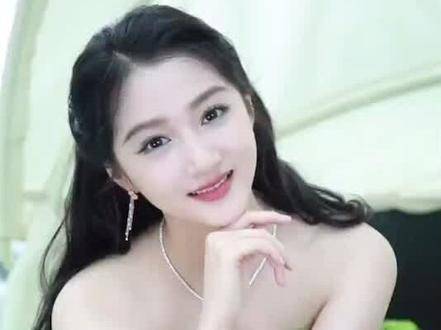 关晓彤观赛称潘展乐为飞人，巴黎奥运会引关注