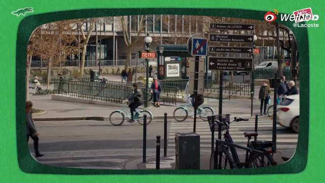 王一博展现蓬勃生命力与自然朝气