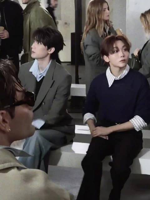 周翊然夫胜宽惊喜同框引期待