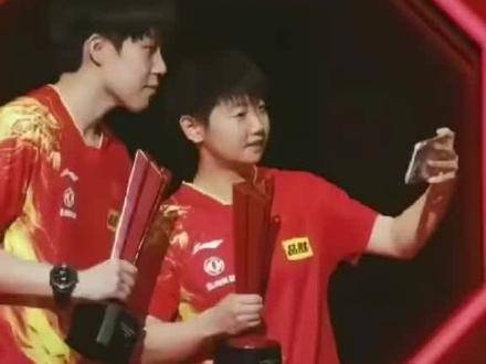 孙颖莎与伊藤美诚展开激烈攻防对决