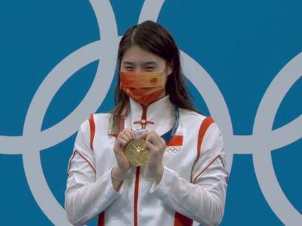 张雨霏带伤征战世锦赛无缘奖牌，赛后释然微笑