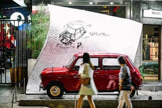 MINI：绕地球一圈的“最大牌小型车”