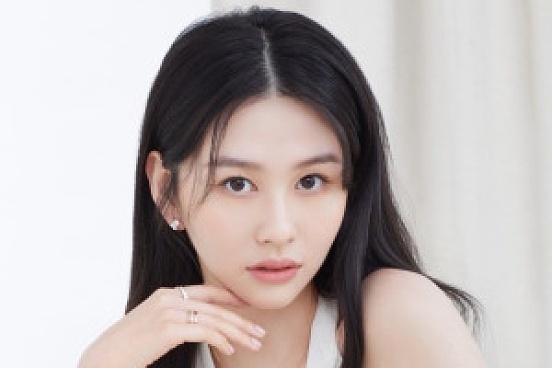 沈月(邱淑贞的女儿)_搜狗百科