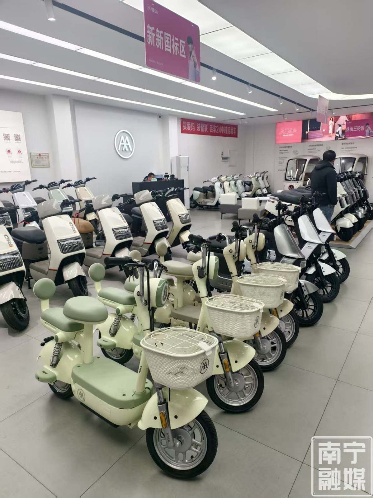 新国标电动自行车实施满月，南宁市场款式扩容、数量增多