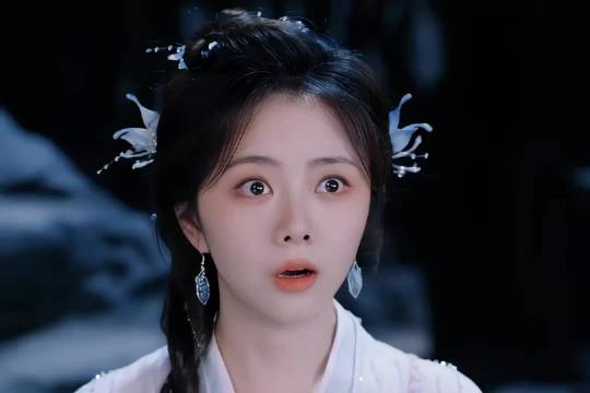 谭松韵新剧演丫鬟逆袭，300万人追看古代职场生存战