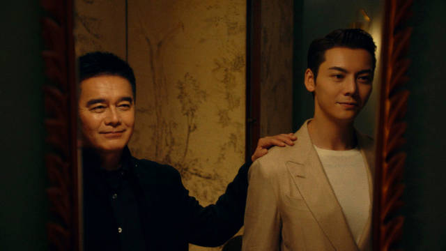 陈伟霆许亚军米兰演绎父子传承，杰尼亚短片揭精神托付