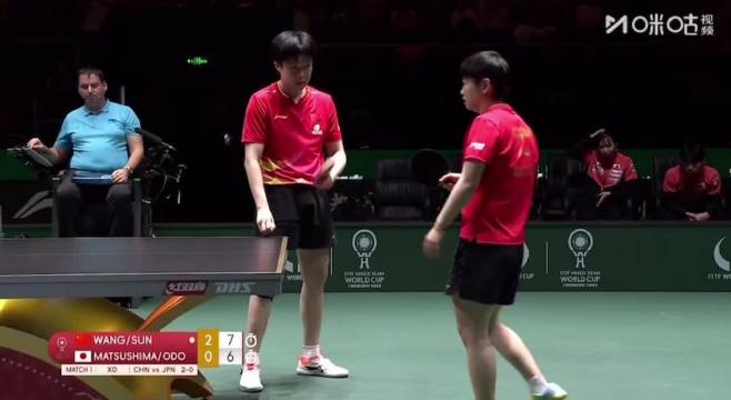 王楚钦孙颖莎3比0横扫日本组合，中国队混团世界杯3比0领先