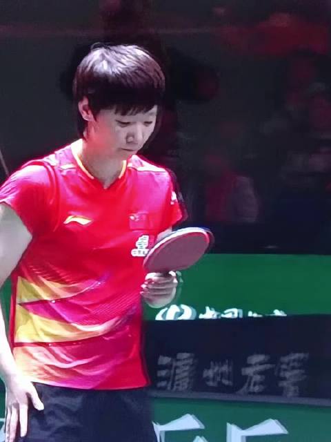 王曼昱10:4领先遭伊藤美诚连扳8分逆转