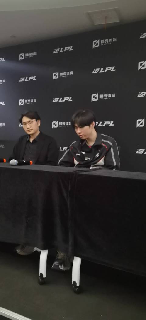 Zdz谈亚恒对战狼母选择，称需进一步研究