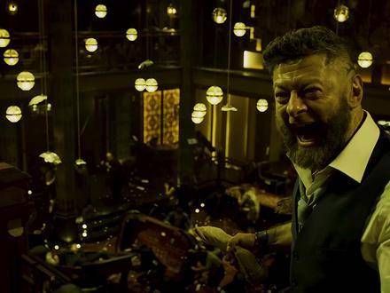 尤利西斯·克劳在犯罪现场掌控全局