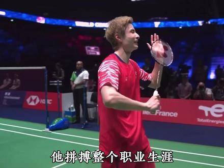 他倾尽全部岁月奋力奔跑，只为与梦想里那个自己并肩而立