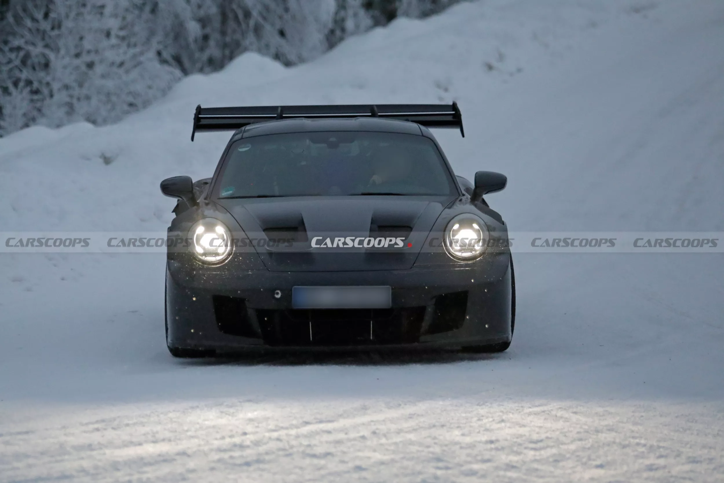 2027款保时捷911 GT3 RS路测图曝光：升级空气动力套件