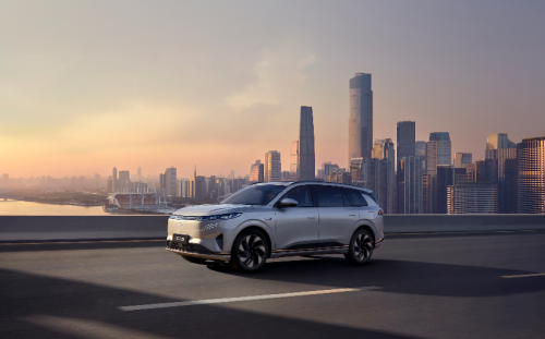 20万内，想买性价比高的大尺寸SUV，选东风奕派eπ008就对了 - 汽车