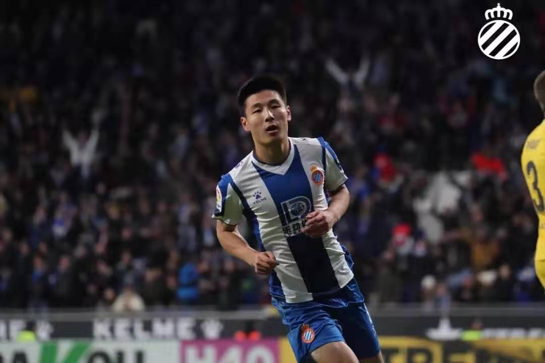 一觉睡醒发觉武磊攻破巴萨球门完成绝平，你现在的心情怎么样？