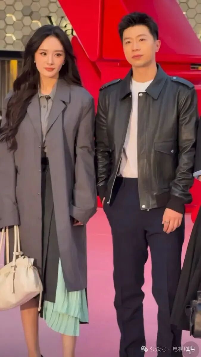 杨幂马龙同框合照 男帅女美状态超好