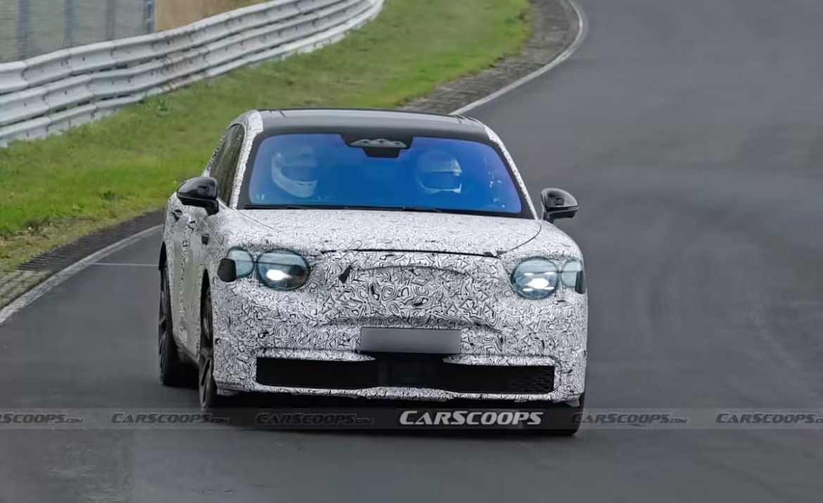 十年磨一剑，宾利全新SUV谍照曝光