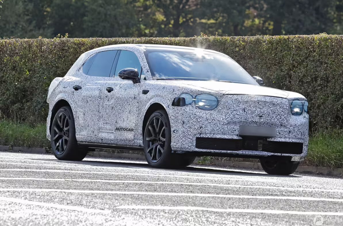 宾利首款纯电SUV谍照曝光，计划于2026年正式发布