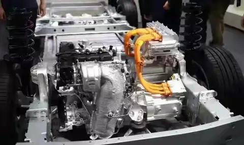 插混更先进？增程卖爆的真相：消费者从不缺精明，只选对的