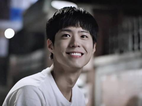 “爱从来不是嘴上说说而已，而需要用行动来证明”