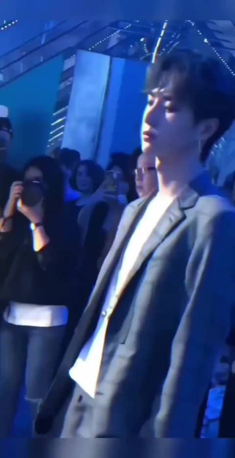 王一博粉丝深情告白：遇见你三生有幸