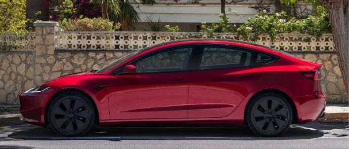 特斯拉官宣补贴方案：Model3后驱/长续后驱/长续全驱，8000元保险补贴