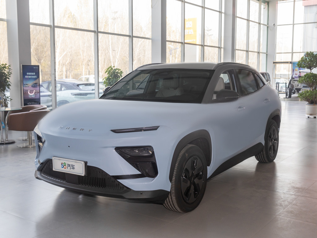 奇瑞新能源奇瑞舒享家 对比日产途达 谁入手性价比更高？