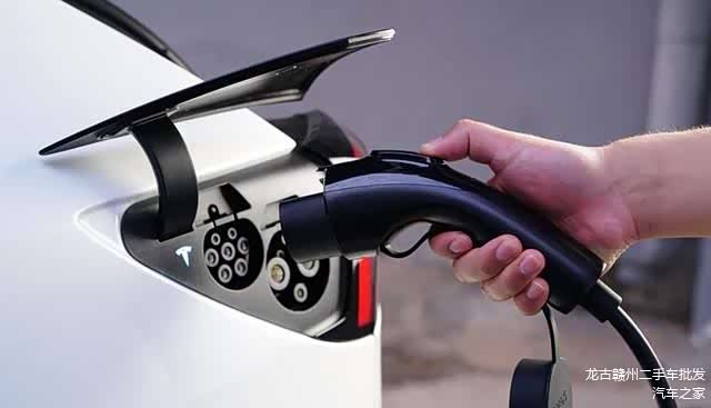 新能源车快充和慢充对电池的影响