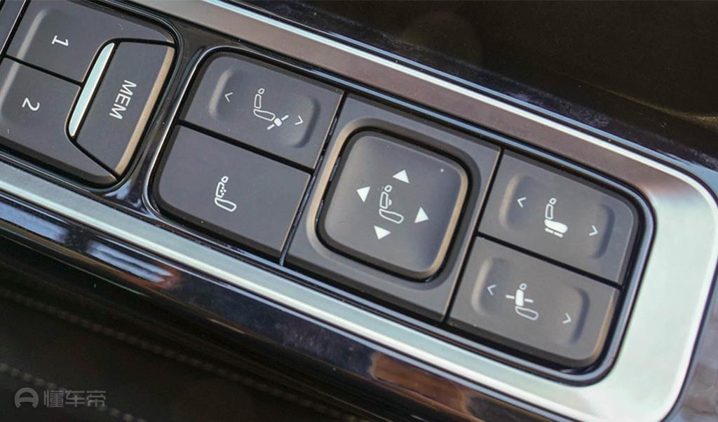 北汽泰普V级 2024款 致锋前排座椅功能