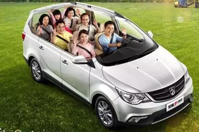 暑假汽车小课堂:前驱、后驱、四驱的优缺点,看完包你秒懂!